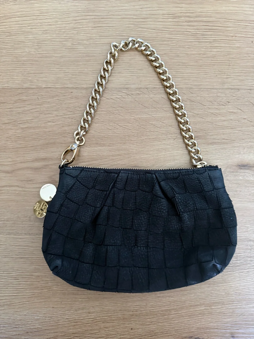 Henri Bendel Black Leather & Gold Classic Clutch with Purple Lining Small